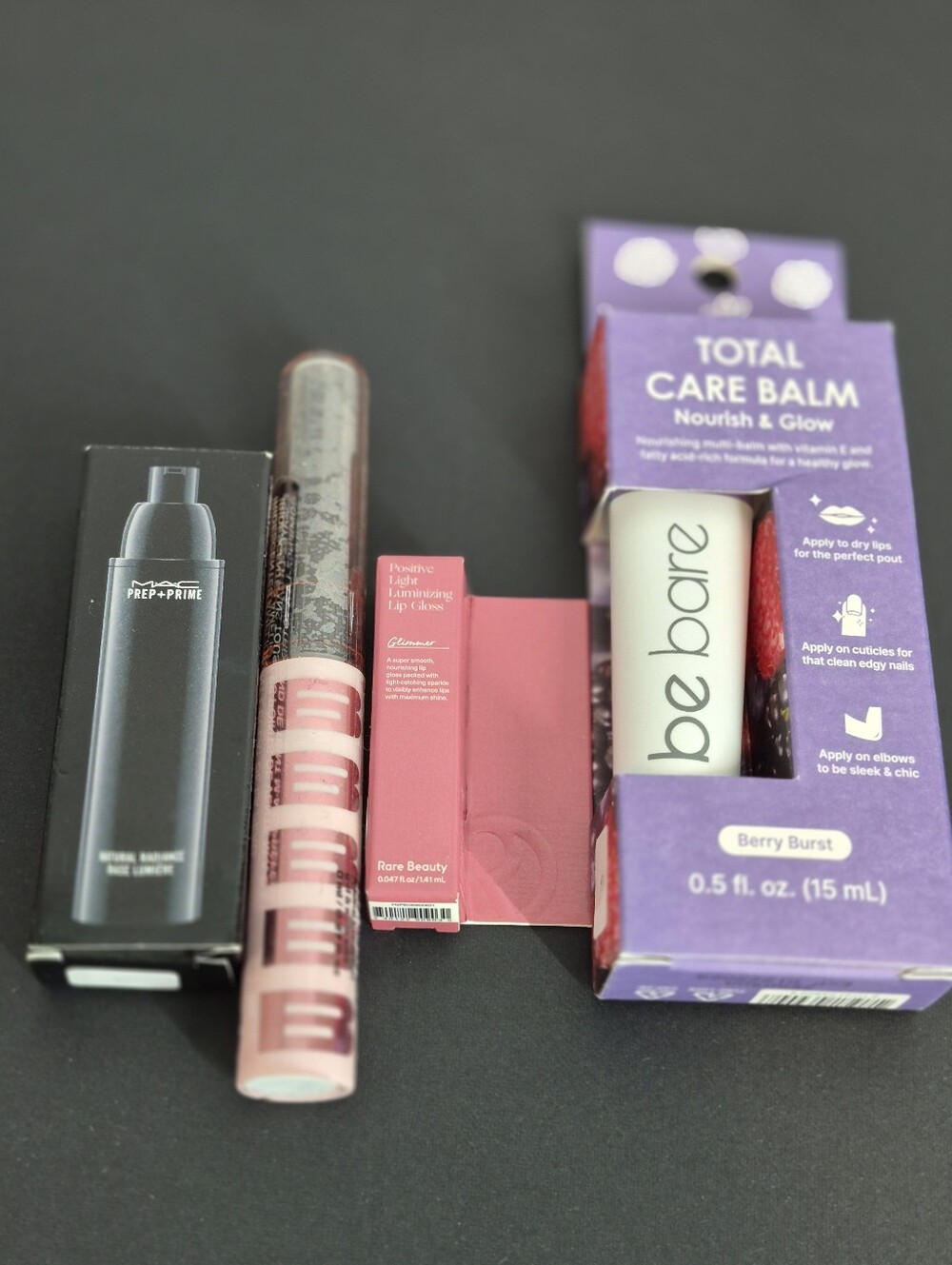14-Piece Mixed Travel Size Makeup Bundle, New - Picture 4 of 5